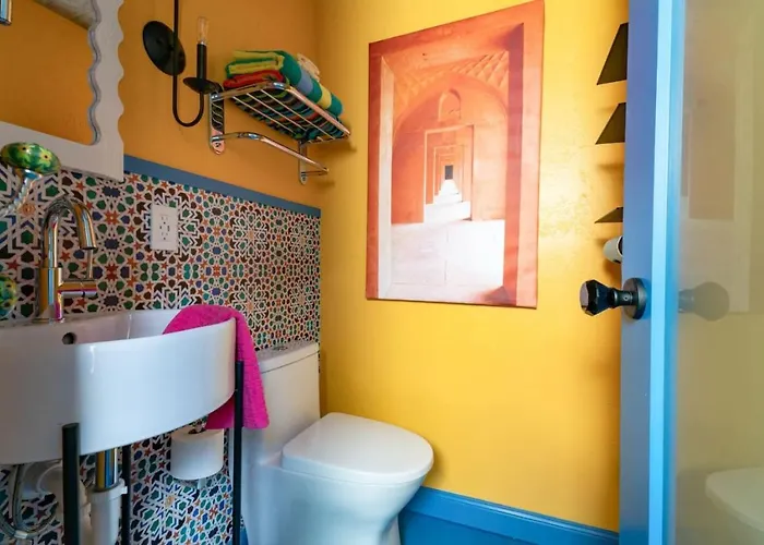 Hostwise - Le Petit Riad, A Moroccan Oasis *